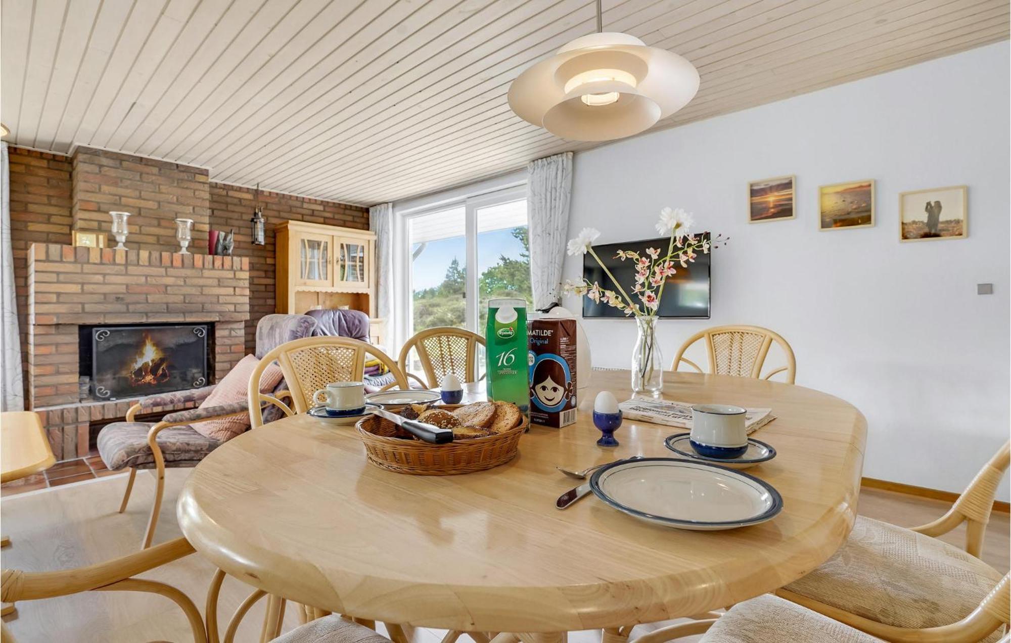 Cozy Home In Romo With Kitchen Tagholm Ngoại thất bức ảnh